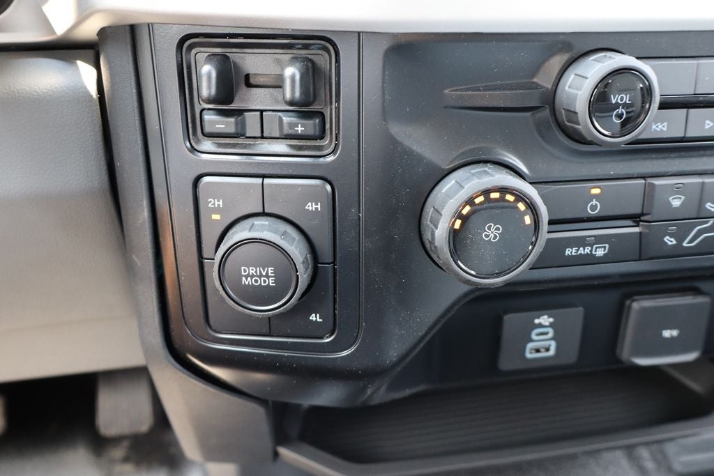 2026 Ford F-350SD XL DRW Chassis