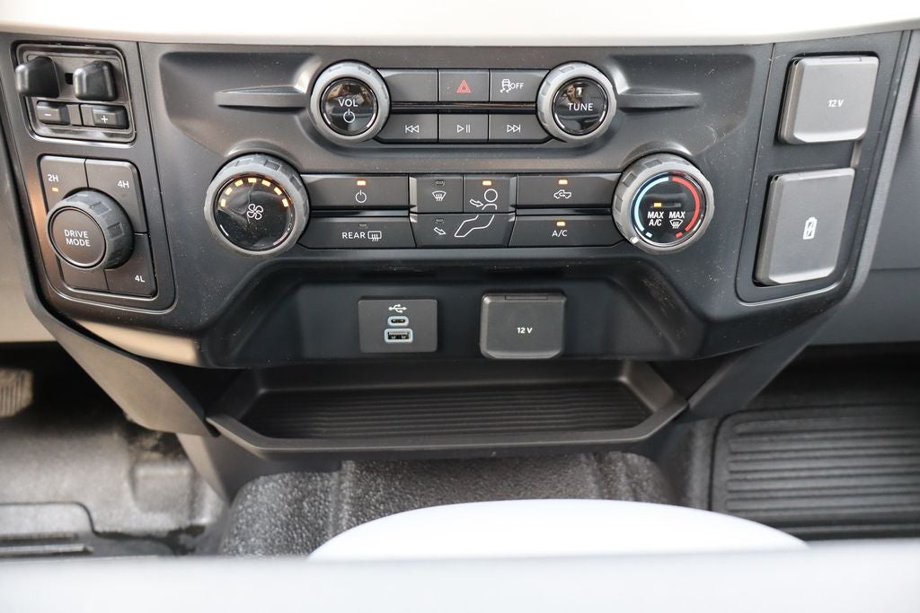 2026 Ford F-350SD XL DRW Chassis