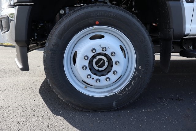 2025 Ford F-450SD XL DRW w/9' Service Pro Service Body