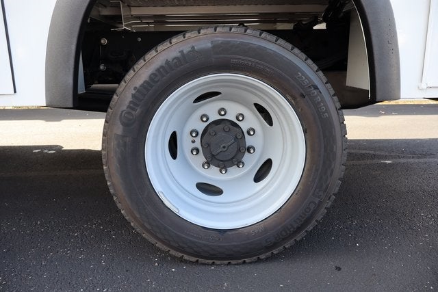 2025 Ford F-450SD XL DRW w/9' Service Pro Service Body
