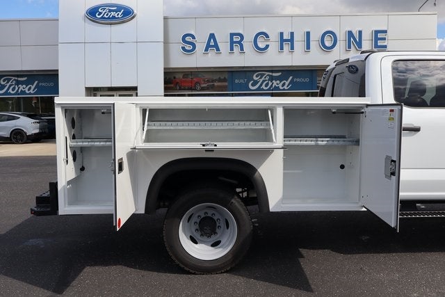 2025 Ford F-450SD XL DRW w/9' Service Pro Service Body