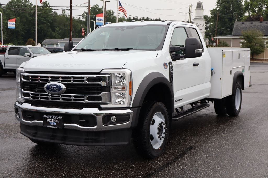 2025 Ford F-450SD XL DRW w/9' Monroe Steel Service Pro Service Body