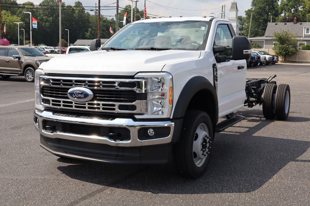 2026 Ford F-550SD XL DRW Chassis