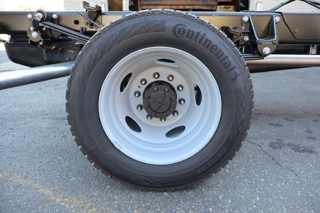 2027 Ford F-550SD XL DRW