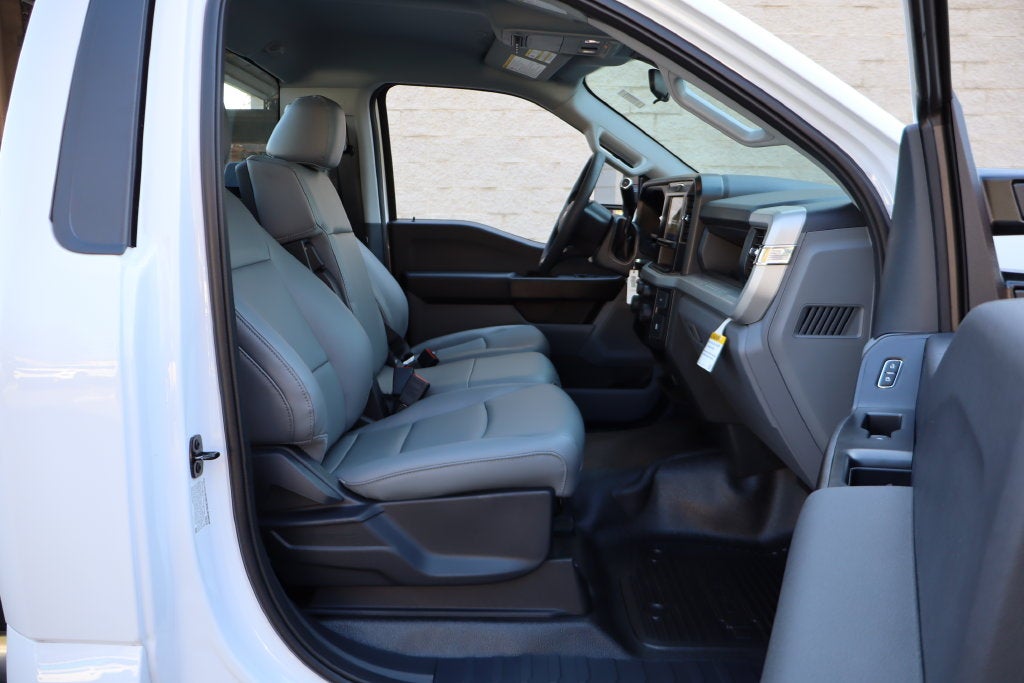 2027 Ford F-550SD XL DRW