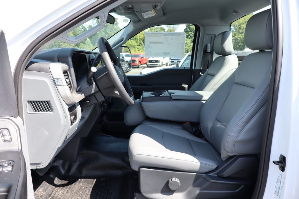 2026 Ford F-550SD XL DRW Chassis