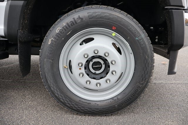 2026 Ford F-550SD XL DRW Chassis