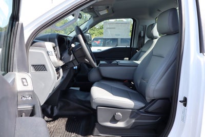 2026 Ford F-550SD XL DRW Chassis
