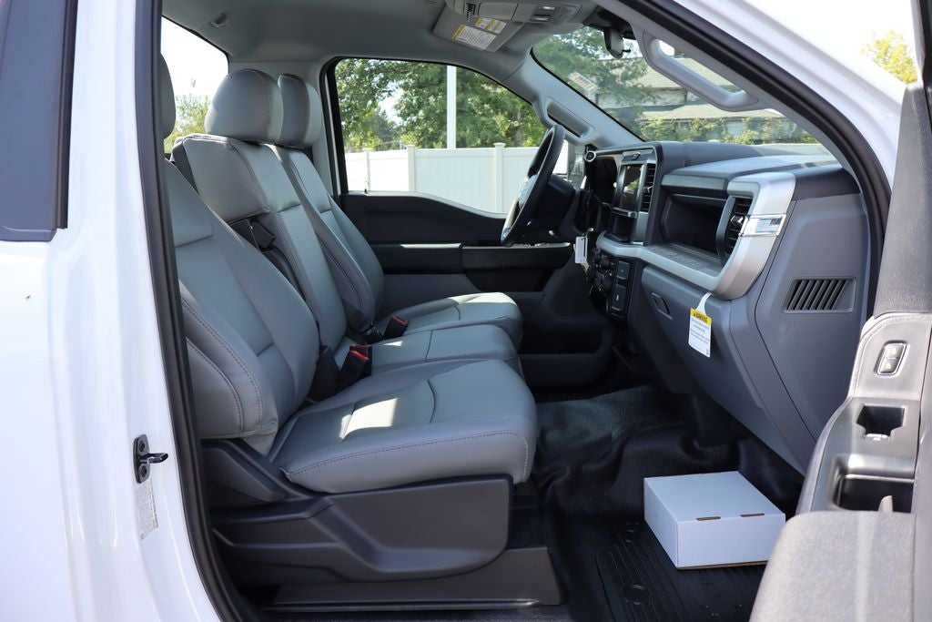 2026 Ford F-550SD XL DRW Chassis