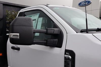 2026 Ford F-550SD XL DRW w/14' Knapheide Platform Body