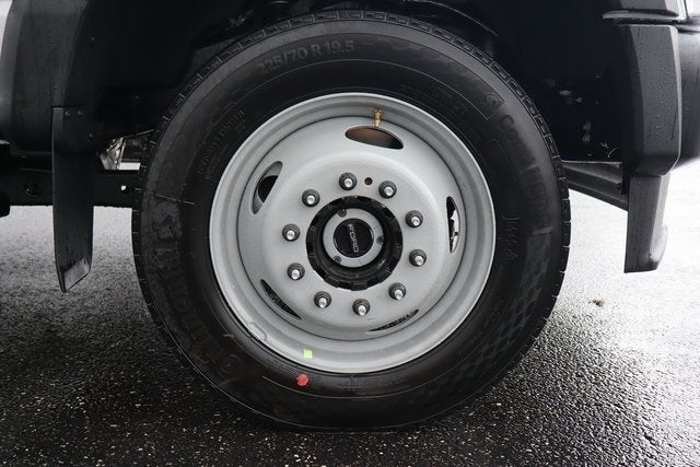 2026 Ford F-550SD XL DRW w/14' Knapheide Platform Body