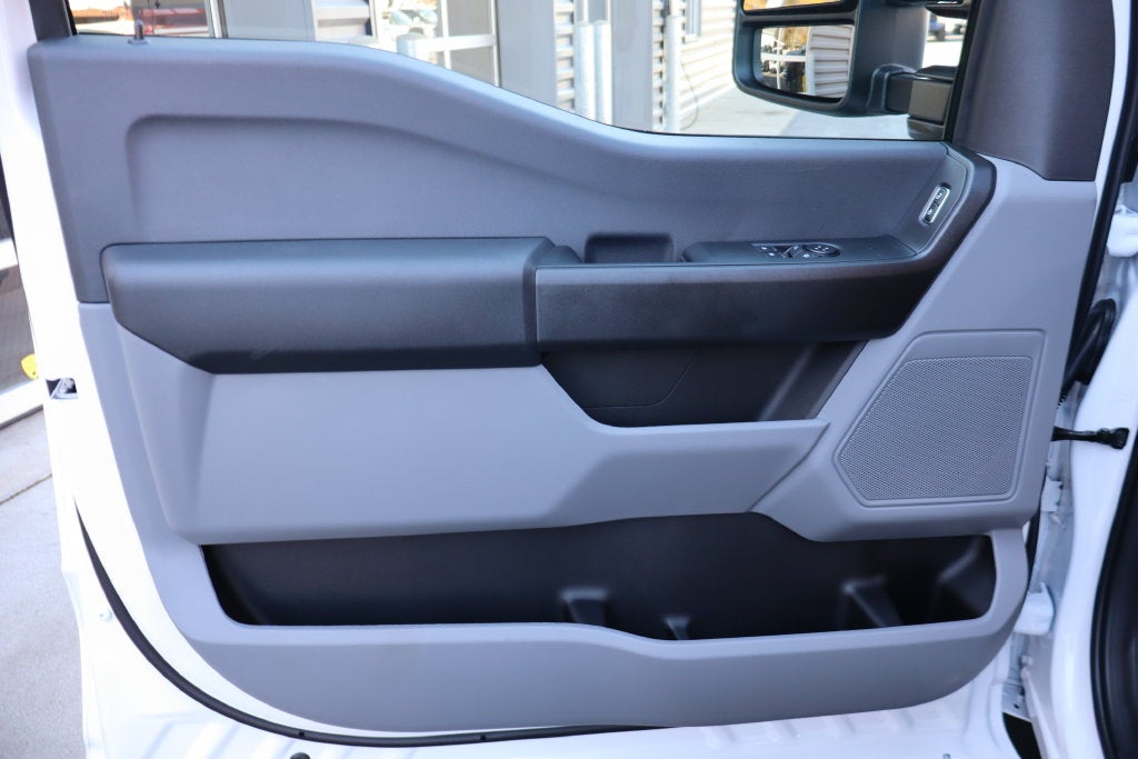 2027 Ford F-550SD XL DRW