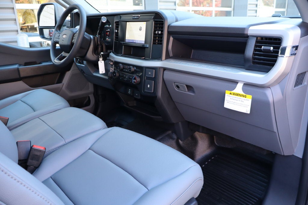 2027 Ford F-550SD XL DRW