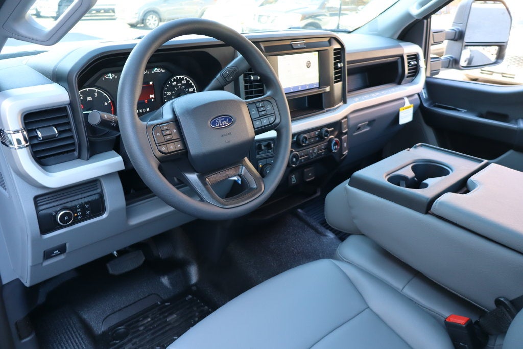 2027 Ford F-550SD XL DRW