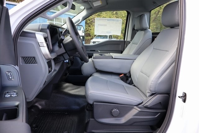 2026 Ford F-550SD XL DRW Chassis