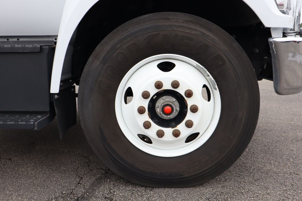 2024 Ford F-650SD DRW w/20' Morgan Cargo Box