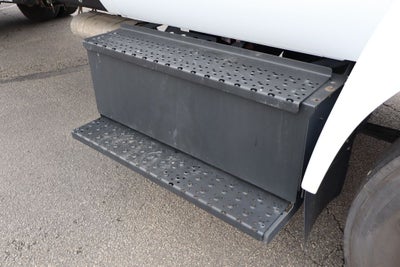 2024 Ford F-650SD DRW w/20' Morgan Cargo Box