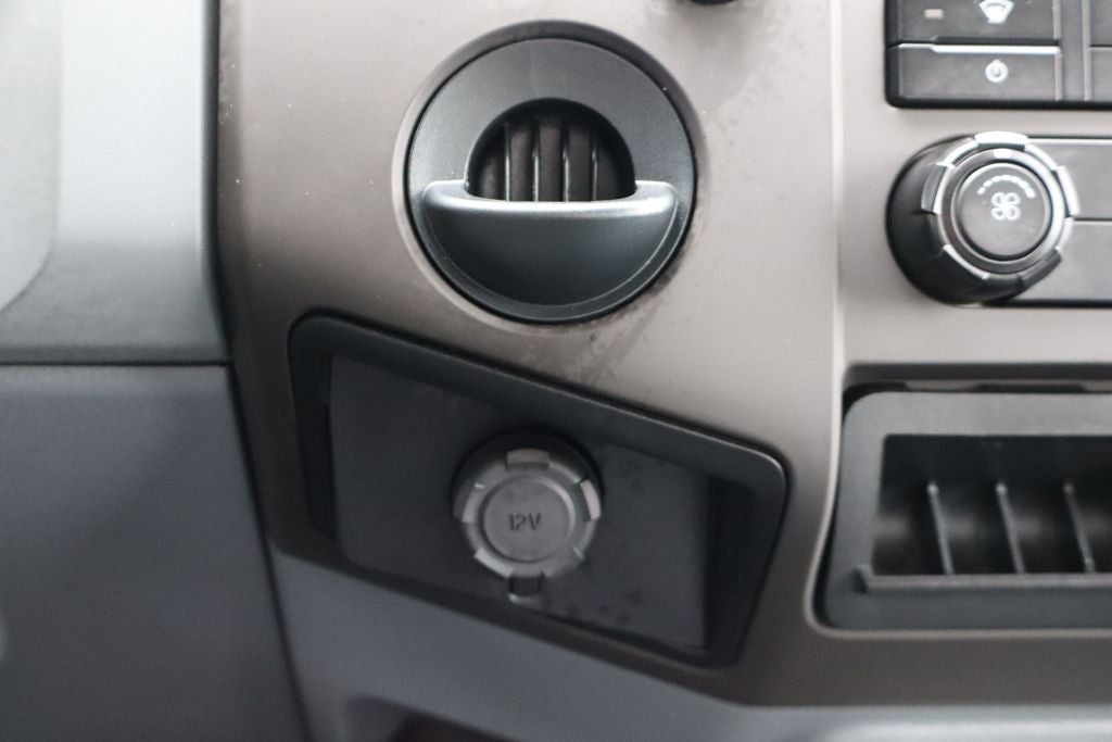 2024 Ford F-650SD DRW w/20' Morgan Cargo Box