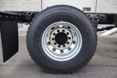 2027 Ford F-650SD Chassis DRW