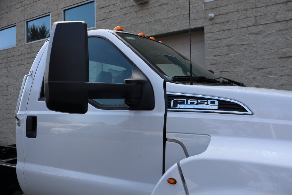 2027 Ford F-650SD Chassis DRW