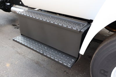 2027 Ford F-750SD Chassis DRW
