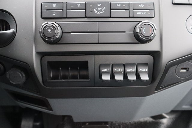 2026 Ford F-750SD DRW w/24' Morgan MHP HD Flatbed