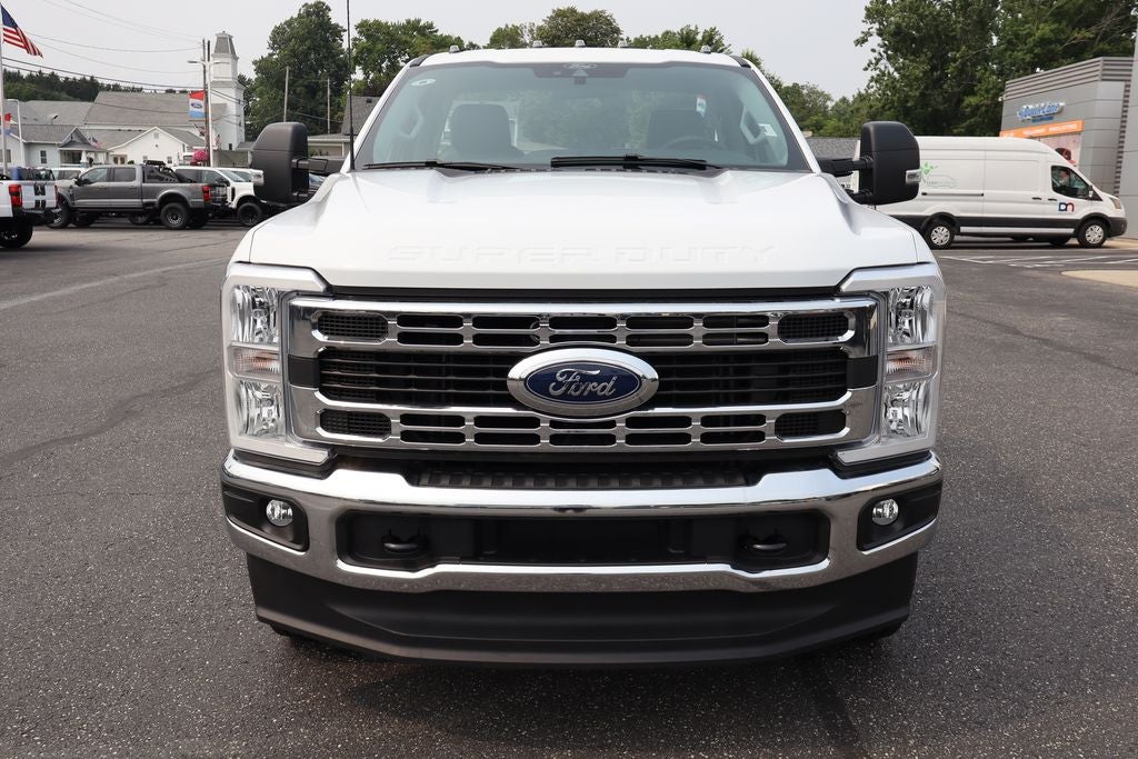 2026 Ford F-350SD XL DRW Chassis