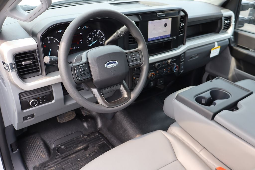 2026 Ford F-350SD XL DRW Chassis