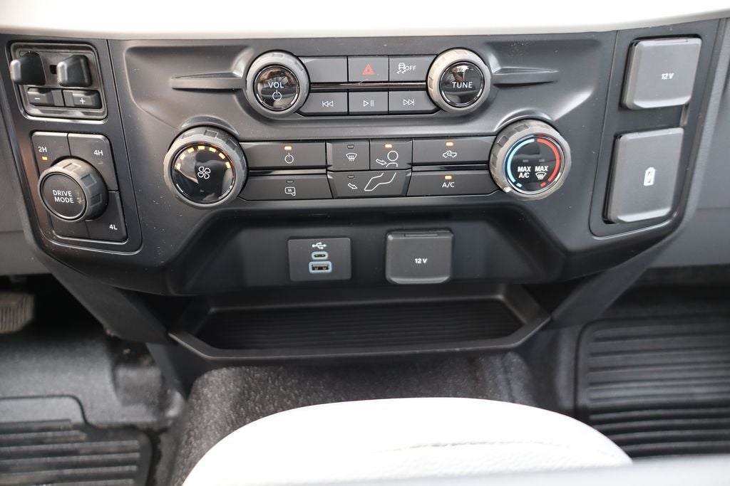 2026 Ford F-350SD XL DRW Chassis