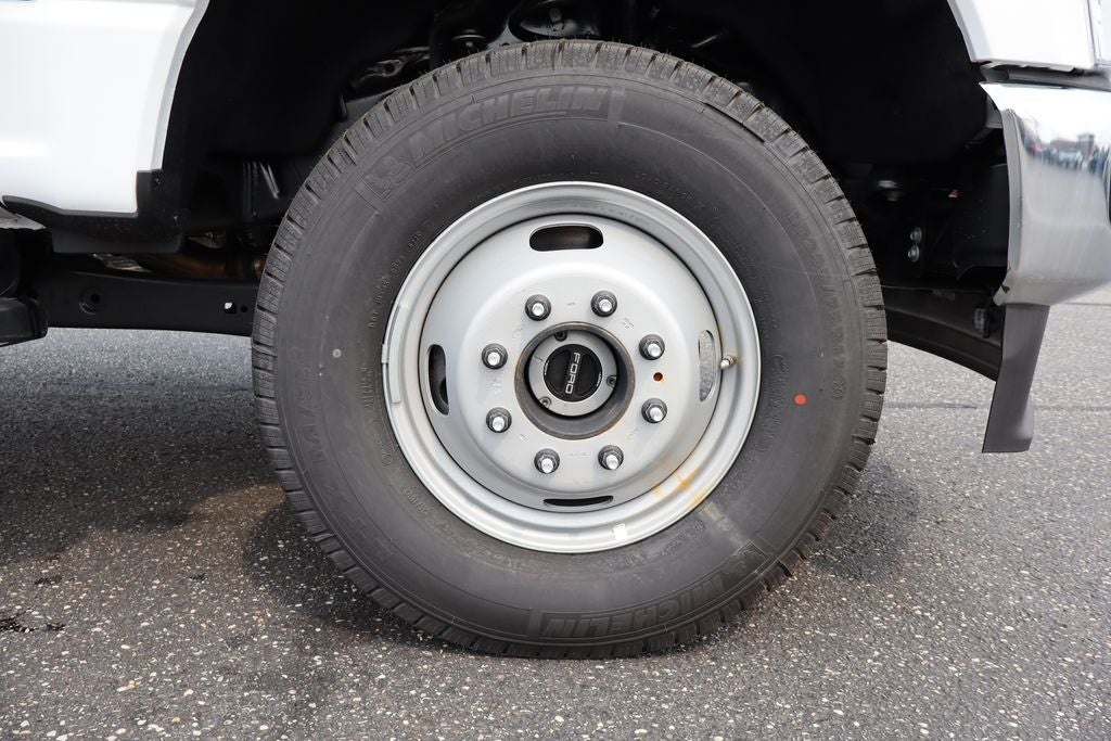 2026 Ford F-350SD XL DRW Chassis