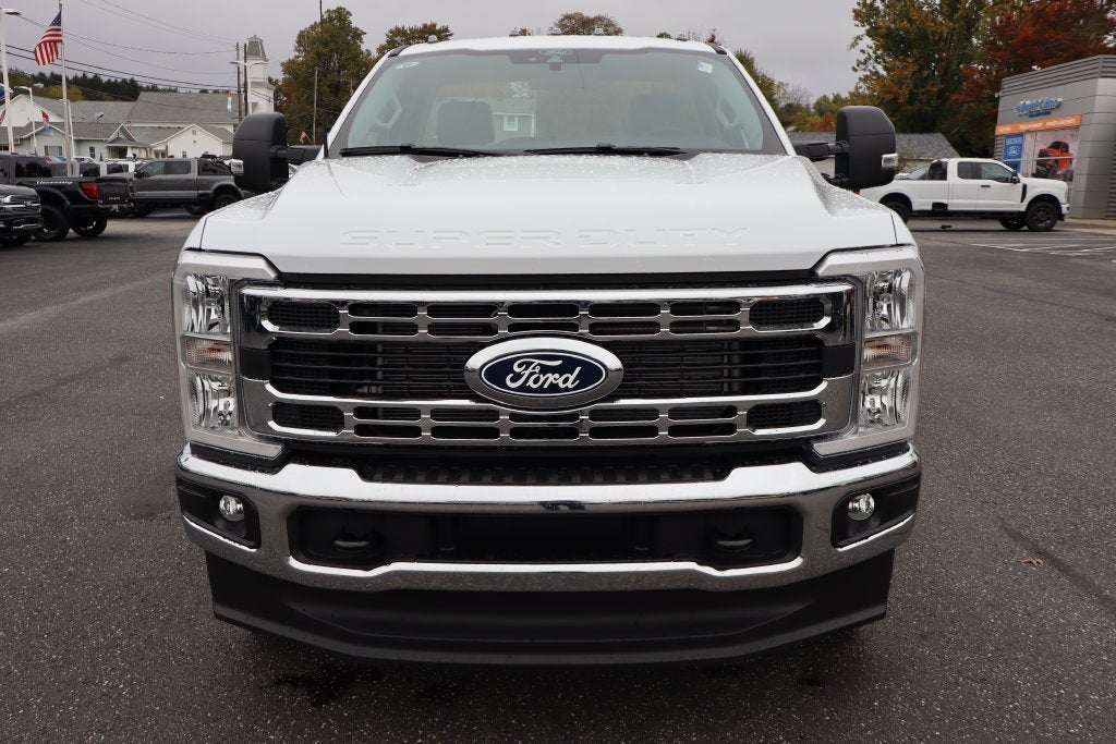 2027 Ford F-350SD XL