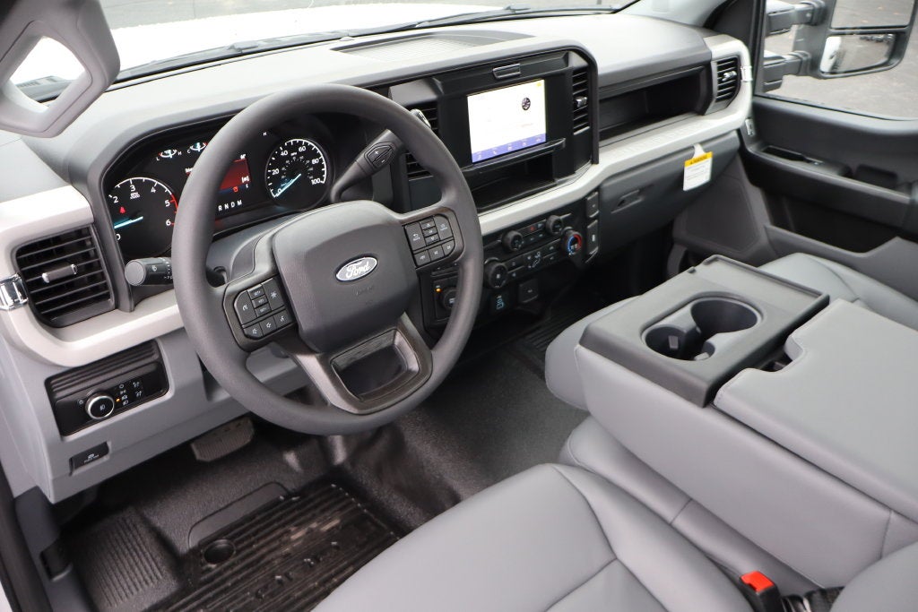 2027 Ford F-350SD XL