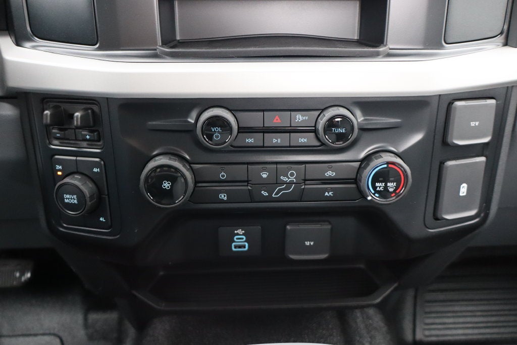 2027 Ford F-350SD XL