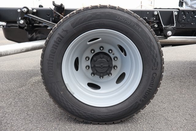 2026 Ford F-550SD XL DRW Chassis