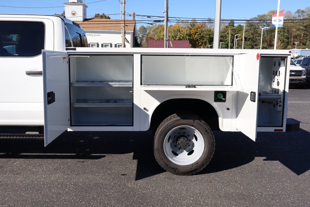 2027 Ford F-550SD XL DRW w/9' Knapheide Service Body