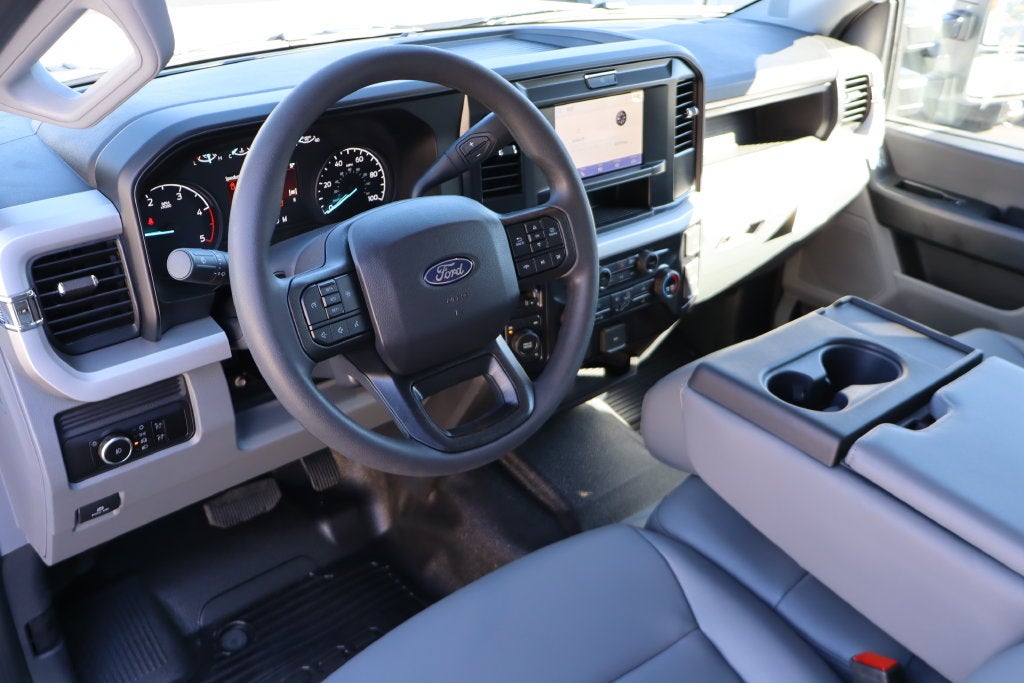 2027 Ford F-550SD XL DRW w/9' Knapheide Service Body