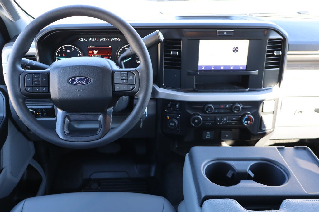 2027 Ford F-550SD XL DRW w/9' Knapheide Service Body