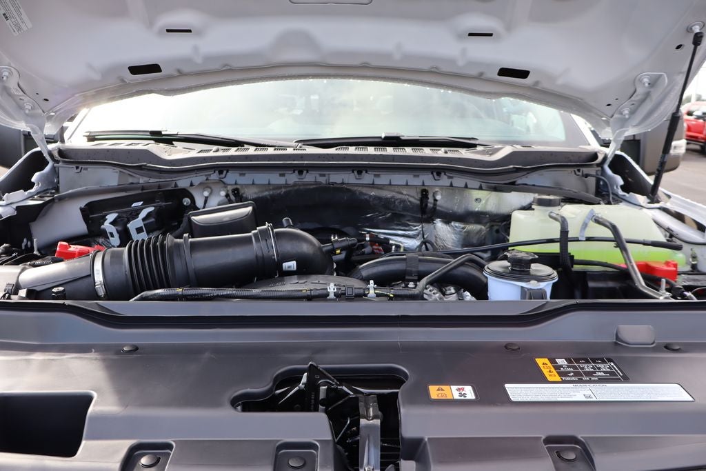 2027 Ford F-550SD XL DRW Chassis