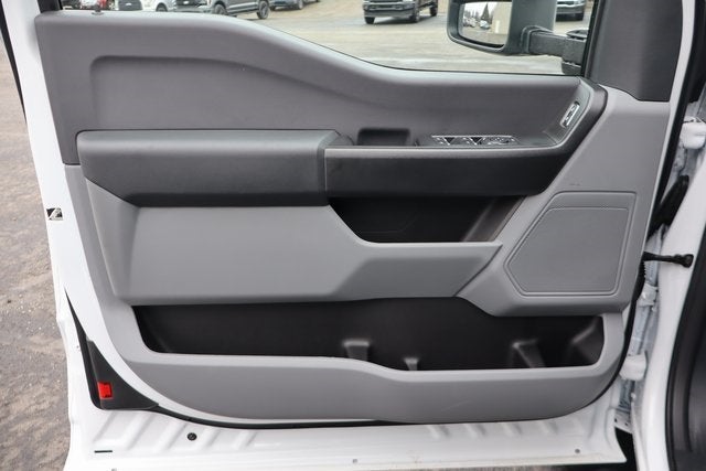 2026 Ford F-550SD XL DRW w/11' Monroe Steel Electric Dump Body