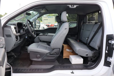 2027 Ford F-550SD XL DRW Chassis