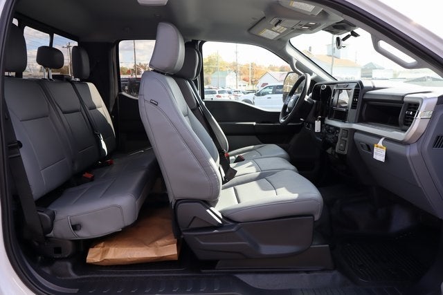 2026 Ford F-550SD XL DRW Chassis