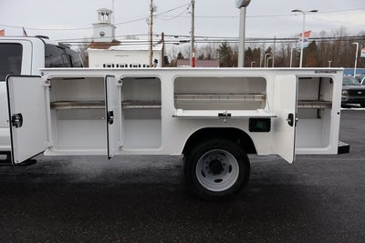 2026 Ford F-550SD XL DRW w/11' ABCO S-Series Service Body