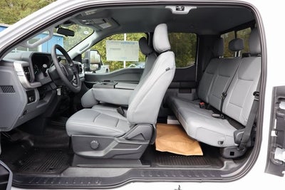 2026 Ford F-550SD XL DRW w/11' ABCO S-Series Service Body