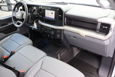 2026 Ford F-550SD XL DRW w/11' Knapheide Service Body