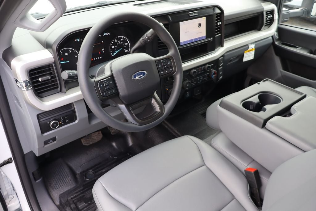 2026 Ford F-550SD XL DRW w/11' Knapheide Service Body