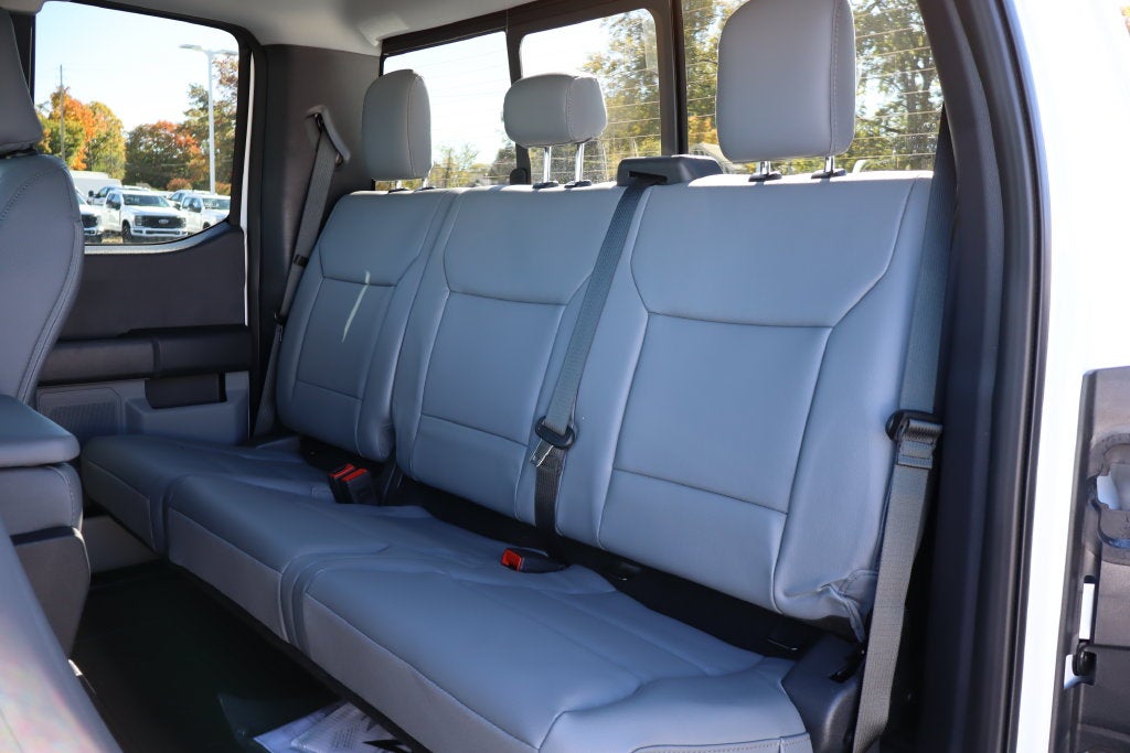 2027 Ford F-550SD XL DRW w/11' Knapheide Service Body