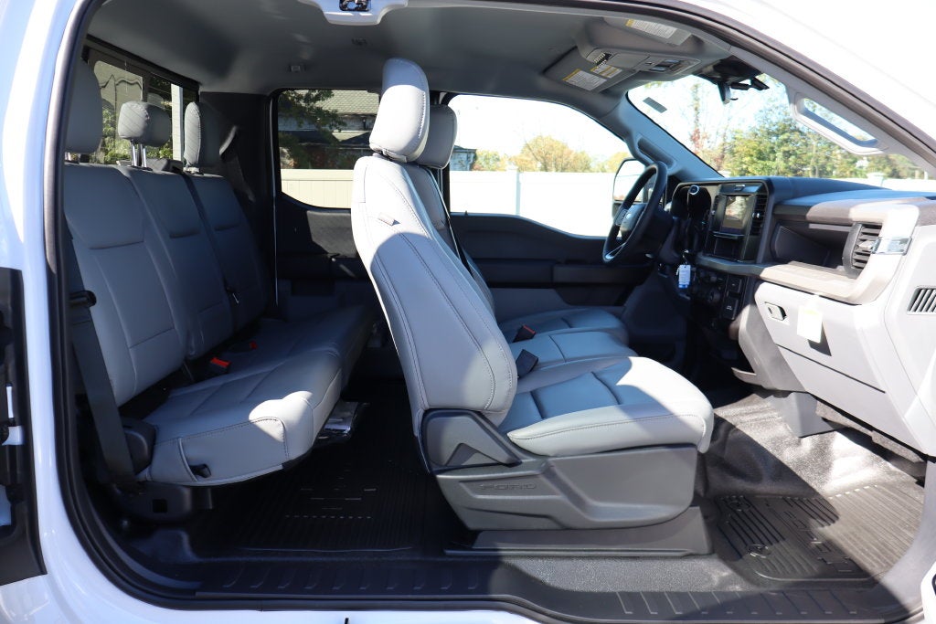 2027 Ford F-550SD XL DRW w/11' Knapheide Service Body
