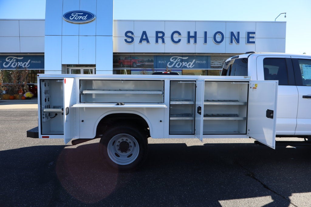 2027 Ford F-550SD XL DRW w/11' Knapheide Service Body