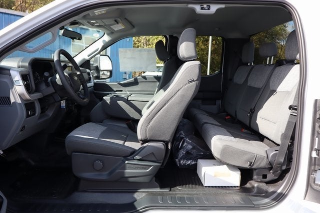 2026 Ford F-550SD XLT DRW Chassis