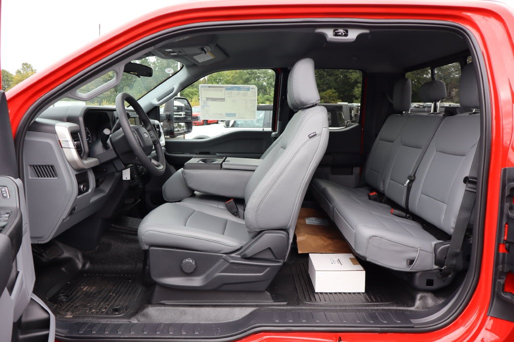 2027 Ford F-550SD XL DRW